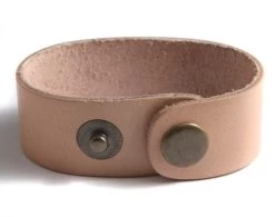 9LN152-SN: Leather Cuff With Snaps Natural 1x8.5 Inch - 1 Each