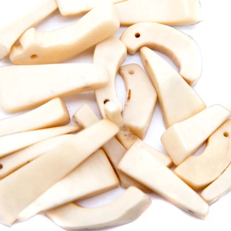 BN375-82R: Bone Curved Drop Mix Antique 1-1.5 In Average - - 50 Gram Pack 3 BN375-82R: Bone Curved Drop Mix Antique 1-1.5 In Average - - 50 Gram Pack