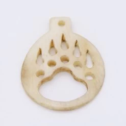 BN385-62: Bone Bear Paw Print Pendant Carved Antique 35x45mm - 5 Pieces