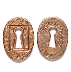 GG441-RGA: Green Girl Keyhole Love Rose Gold Antique - 1 Piece